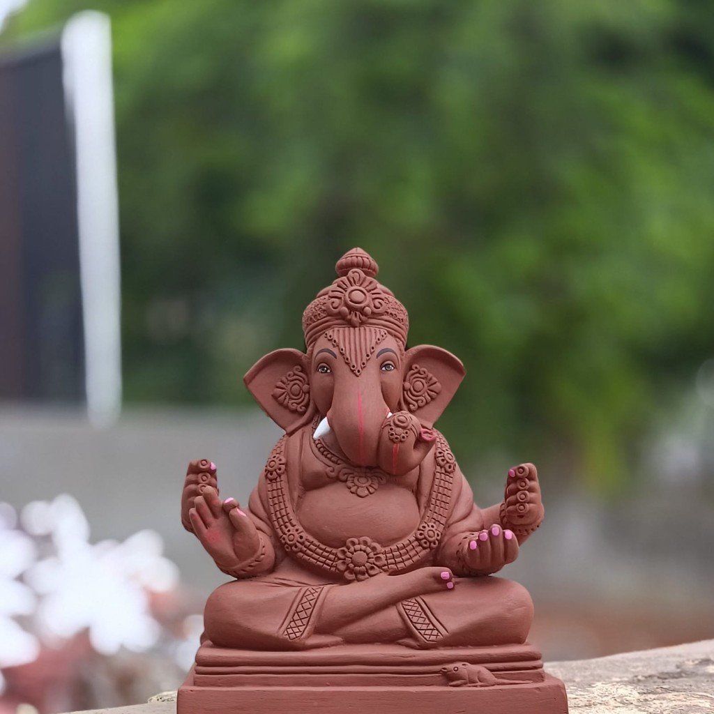 Bal Ganesh Idol